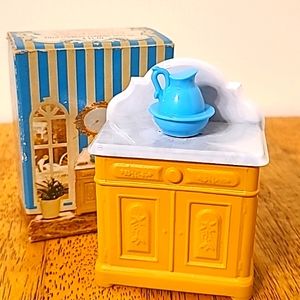 Victorian Washstans bath oil